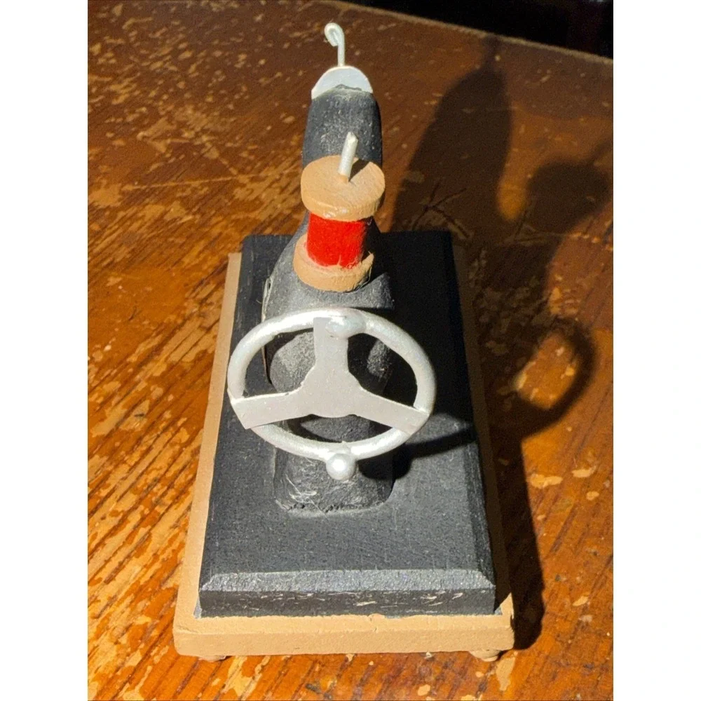 Vintage Miniature Toy Sewing Machine Made In Philippines Print Tray So Cute!